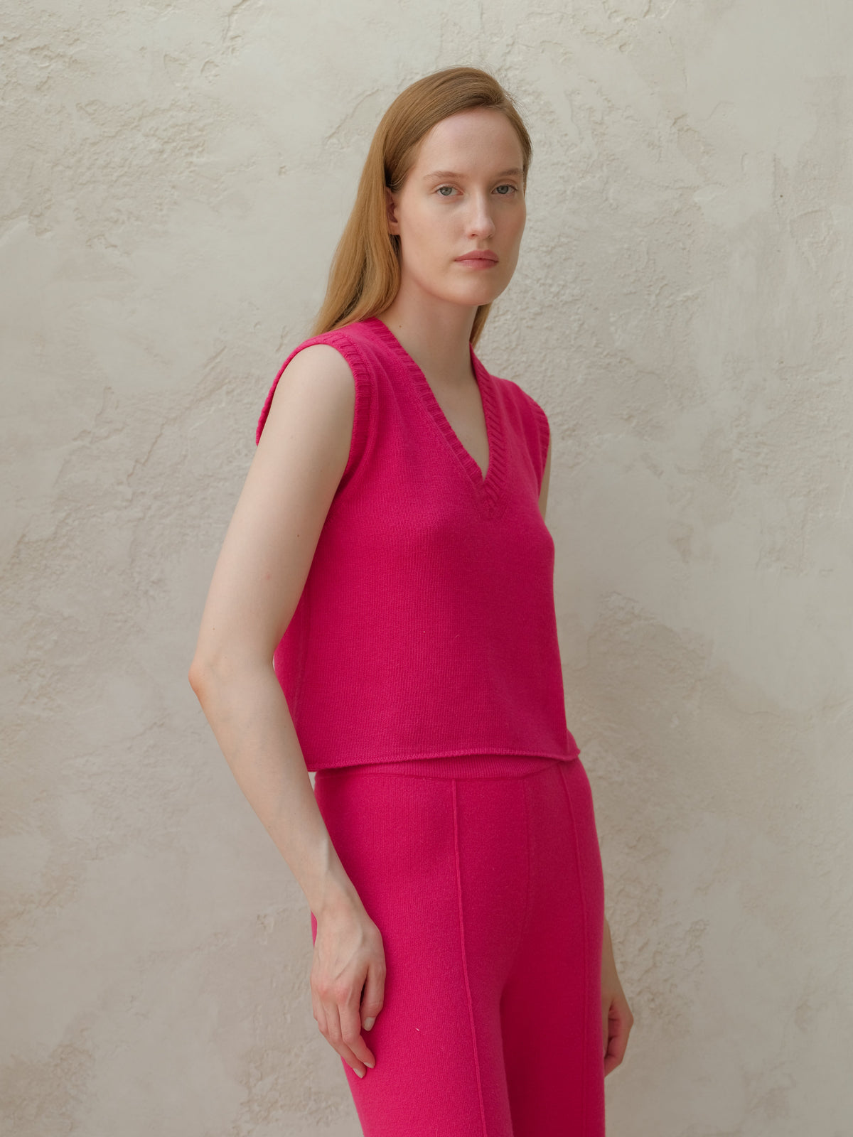 Cashmere Mix Sleeveless V-Neck Top