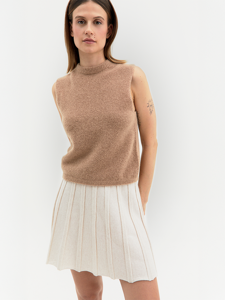 Filippa – Top Smanicato in Maglia